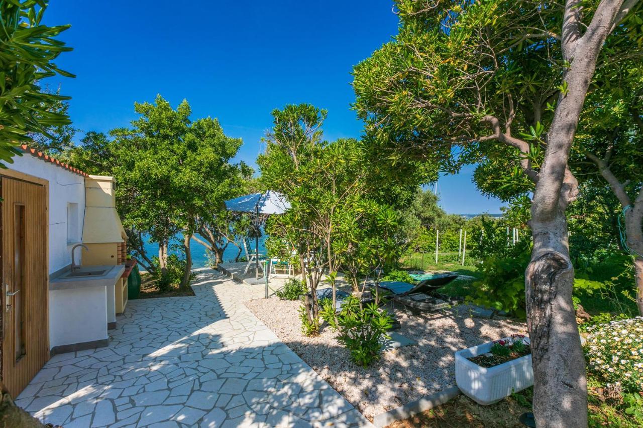 Apartments And Rooms Bianca Barbat na Rabu Exterior foto