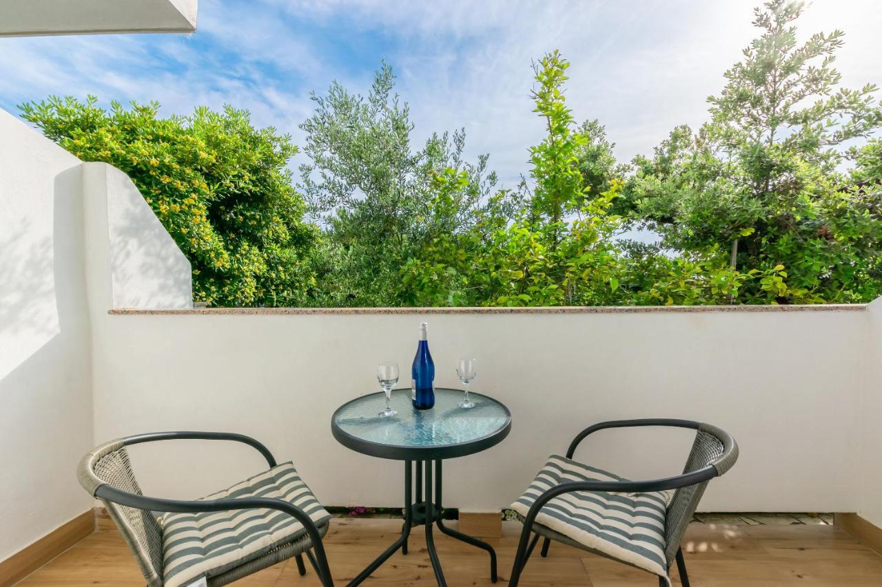 Apartments And Rooms Bianca Barbat na Rabu Exterior foto